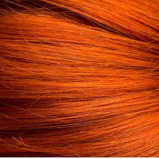 Cabello tono cobrizo teñido con henna natural de Henna Lovers